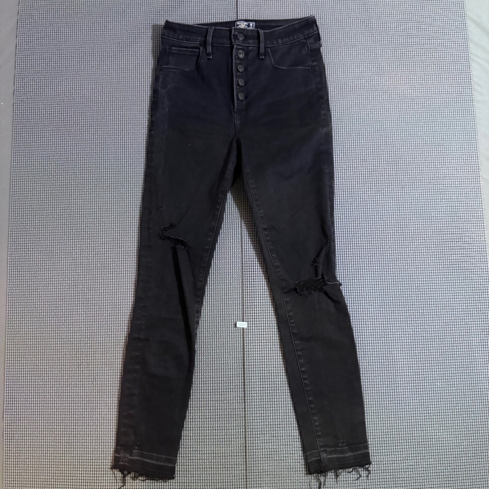 Abercrombie & Fitch Simone High Rise Ankle Black Distressed Jeans Size 26 2R